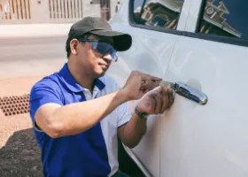 Car Locksmith in Moline, IL